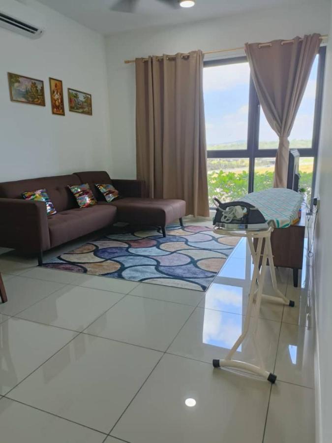 The Clio 2 Residences: Urban Living Near Ioi Mall Apartment